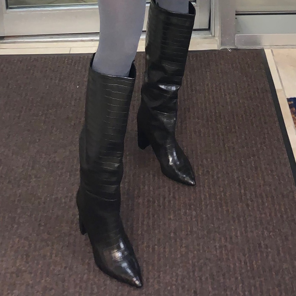 Snake print black boots